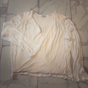 White long sleeve v neck top